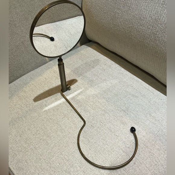 Vintage 1950s Mid Century Brass Adjustable Table Mirror - Picture 5 of 10